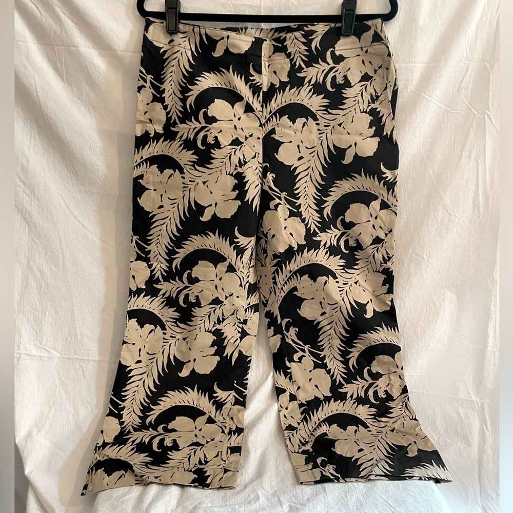 EUC The Gap Cropped Wide Legged Pants